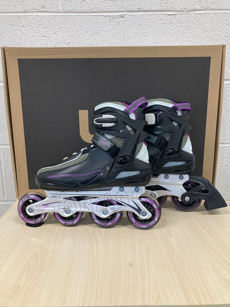 Load image into Gallery viewer, W82 TARMAC Inline Skates for Women with Adjustable Strap, 80mm Wheels, and Soft Boot Fit for Skating, Roller Derby, Roller Hockey
